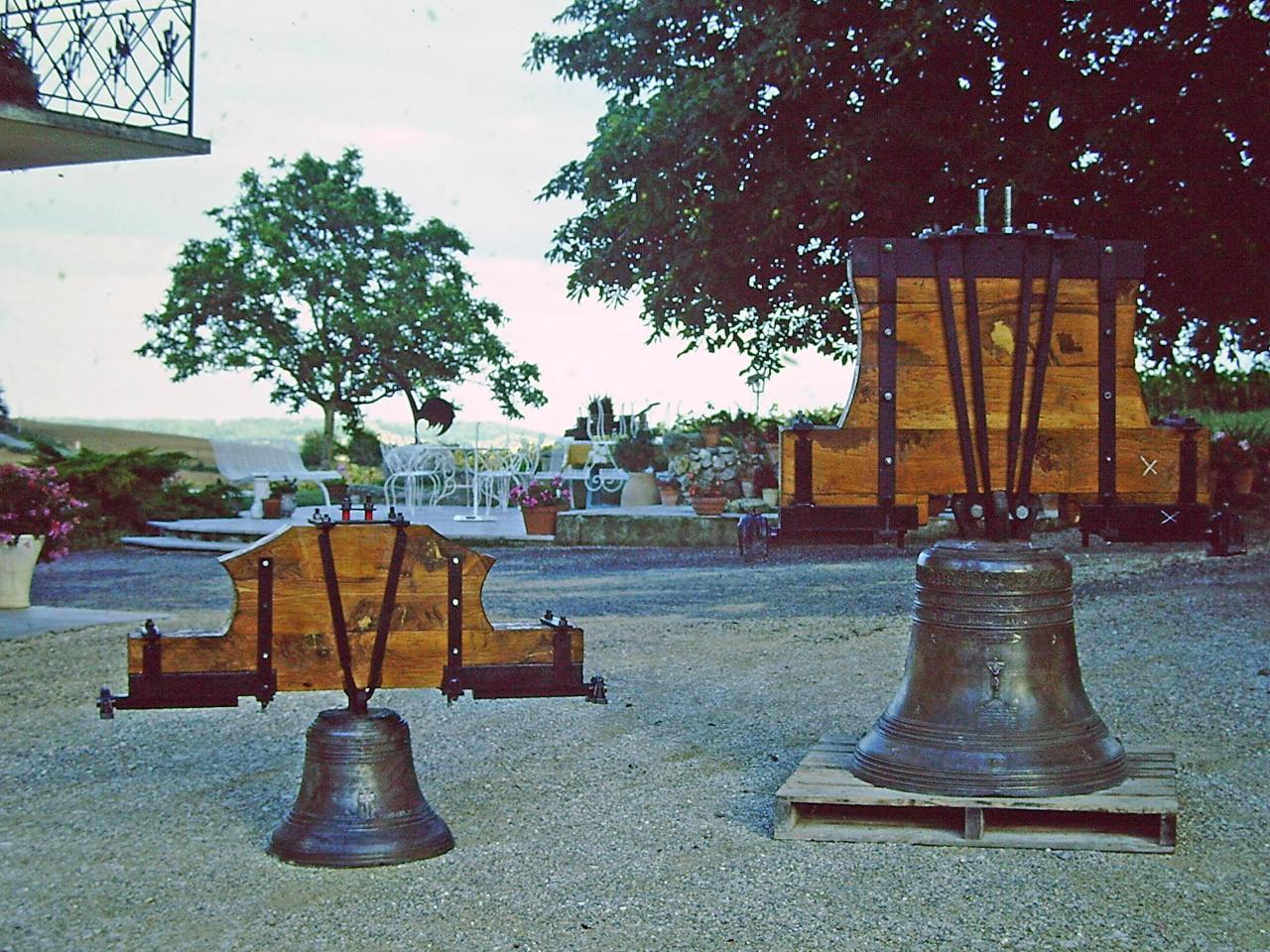 Les clôches restaurées par Gilbert - 1998